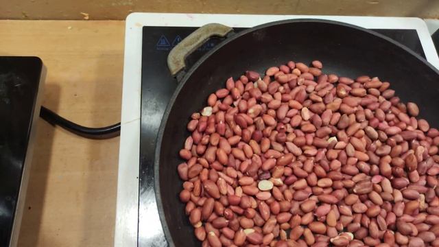 Средство что бы при жарке орешек индукционная плитка не перегревалась и не выключалась от этого... смотреть онлайн