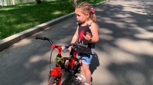 Как научиться кататься на двухколесном велосипеде. #11