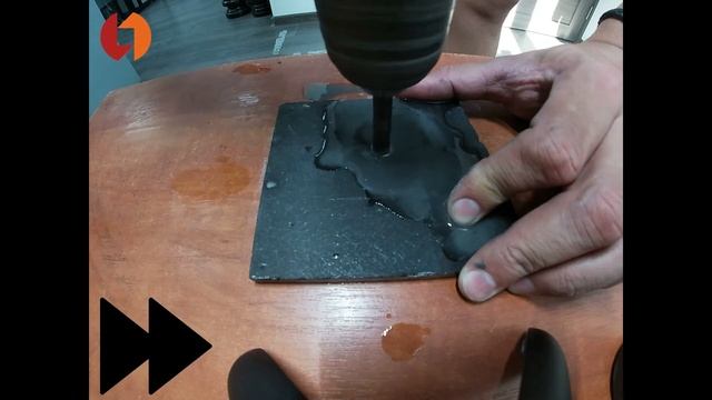 Сверление гранита коронкой с Болгаркой и трех-кулачковым патроном. смотреть онлайн