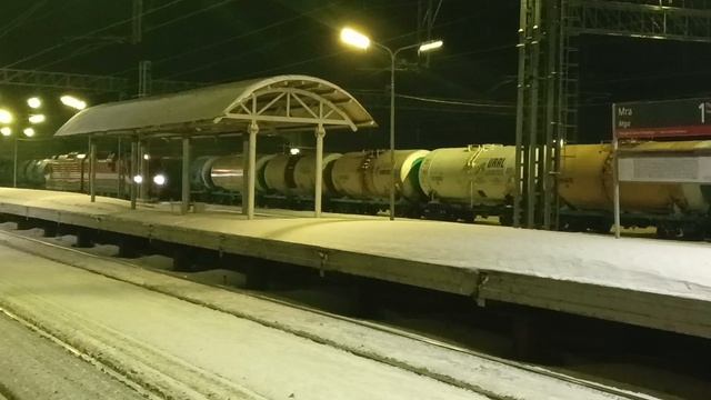 Зимние поезда и Холодный Два Синара и Новенький Трансойл и Другие поезда Октябрьская Железная дорога смотреть онлайн