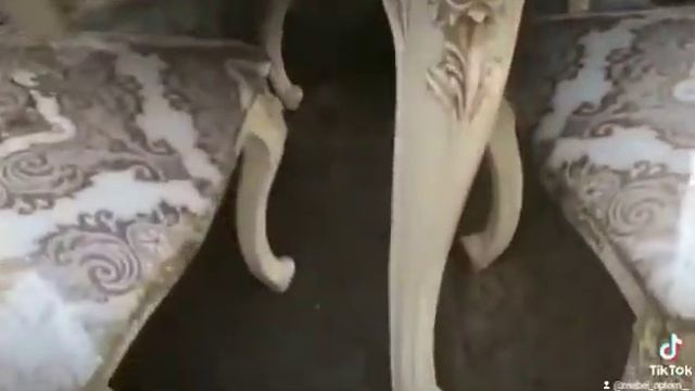 Кухонный стол и стулья смотреть онлайн