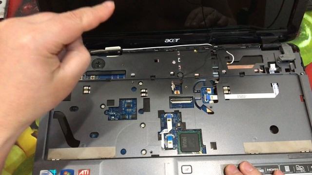 ACER ASPIRE 5738ZG-443G25MI. Разбор и чистка. смотреть онлайн