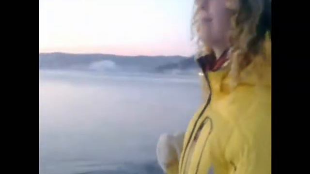 Желтый цыпленок на Байкале ну просто жжет!))).wmv