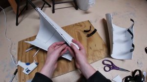 Making a Hollow Knight costume!!!!