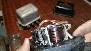 Реле регуляторы. Что внутри