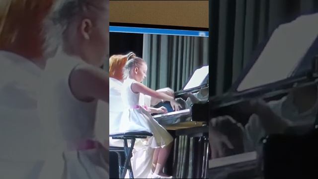 1000004285.mp4