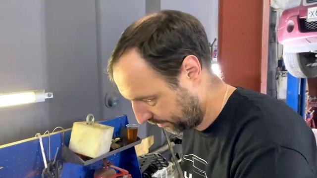 Замена прокладки ГБЦ Паджеро Спорт - часть 2 (нюансы) смотреть онлайн