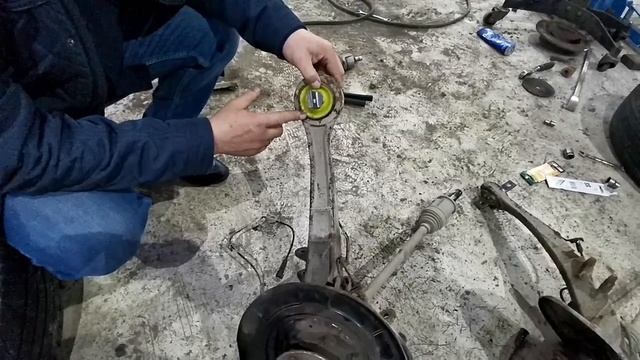 Mitsubishi Outlander кушает резину, почему? давайте разбираться вместе с нами. смотреть онлайн