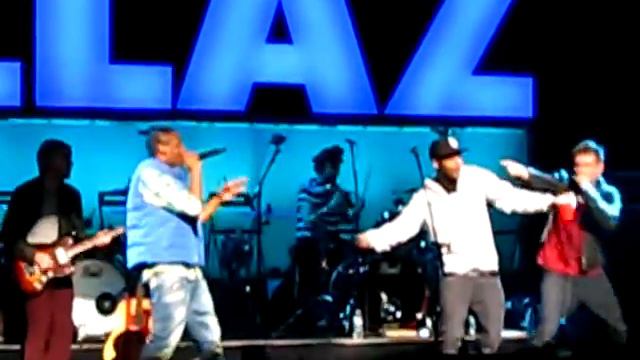 Gorillaz Clint Eastwood Feat Kano & Bashy Live at the Gibson 10 27 10 смотреть онлайн