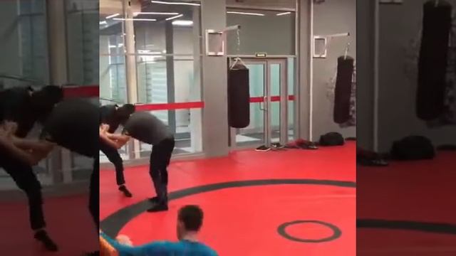 Fitness life, фитнес-клуб  - борьба смотреть онлайн