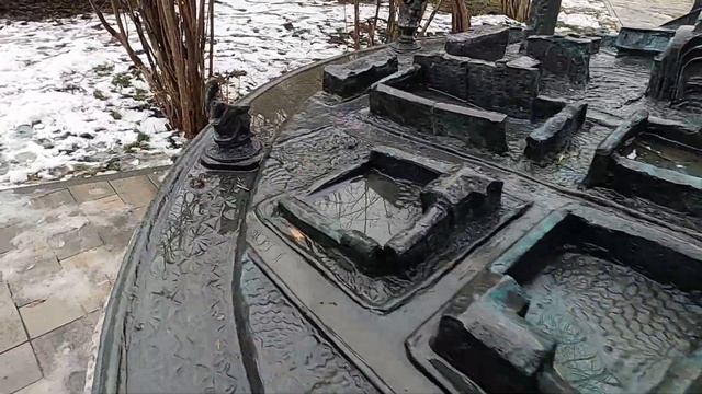 Барельеф на Большой Садовой! смотреть онлайн