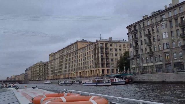 Санкт-Петербург. Экскурсия-прогулка по рекам и каналам. смотреть онлайн