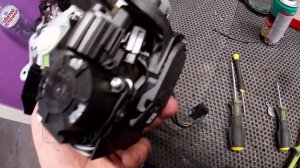 Адаптивные фары BMW E60 дорест. Замена стекол фар, штатных линз, покраска, ремонт проводки. До/посл