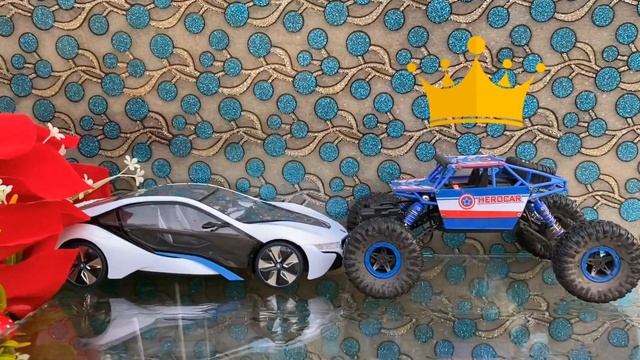 BMW i8 vs RC Rock Crawler | RC Car Balloon Battle  | Play With RC Car