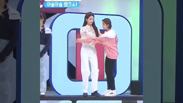 IVE?? leeseo is wonyoungs baby