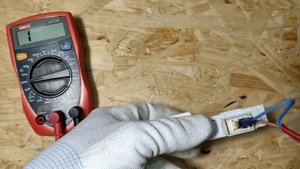 Проверить замок стиральной Bosch Siemens. Check the lock of the Bosch Siemens washing machine.