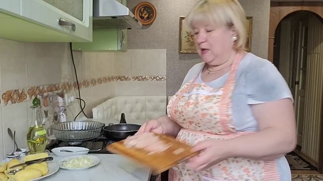 Обзор покупок. Картофельные лодочки с начинкой. Селёдка с маринованным луком. смотреть онлайн