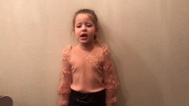 стихи, Алиса Бурдина, 5 лет, МАДОУ 47 смотреть онлайн