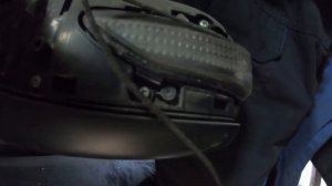 Замена повторителя поворота в зеркале Субару. Как разобрать зеркало заднего вида Subaru Outback