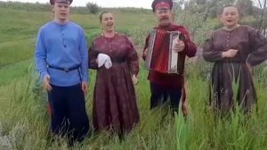 "Любо мне" (поёт семья Чернышовых)