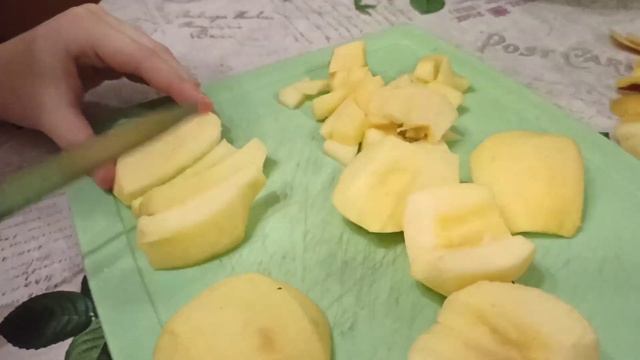 Я готовлю шарлотку с яблоками смотреть онлайн