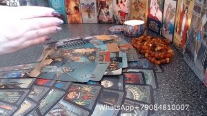 Таро для мужчин Думает ли она о возврате в отношения Будет ли что делать