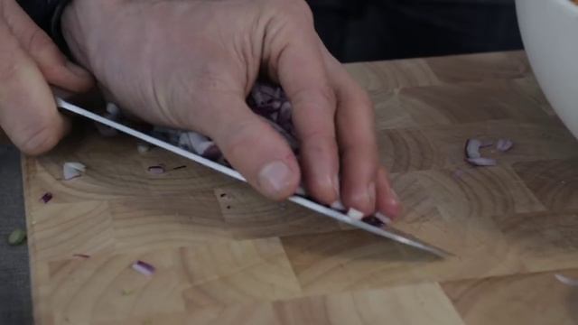 Sweet Potato Falafel Nuggets feat. Food Busker смотреть онлайн