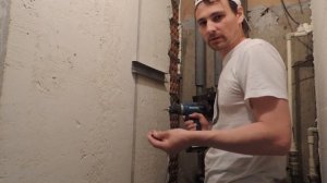 Как закрепить профиль в кирпичной стене - что делать (нет дюбелей для кирпича)?