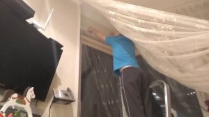 Как повесить новогоднюю гирлянду?