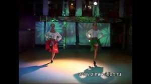 Девушки танцуют народные танцы Girls are dancing Gipsy dances Mädchen tanzen Zigeuner tanzen नृत्य