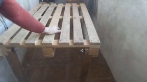 Стол из поддона