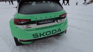 Skoda 4x4 Experience: Караме всички модели с двойно задвижване на замръзнало езеро