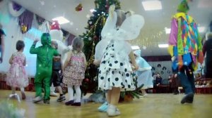 Детский праздник. Новогодний утренник в детском саду.