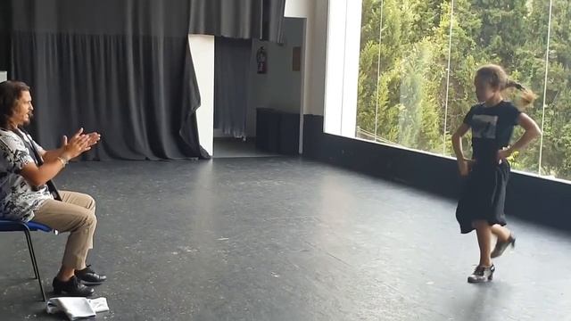 Фарру и Ирен во время занятий. смотреть онлайн