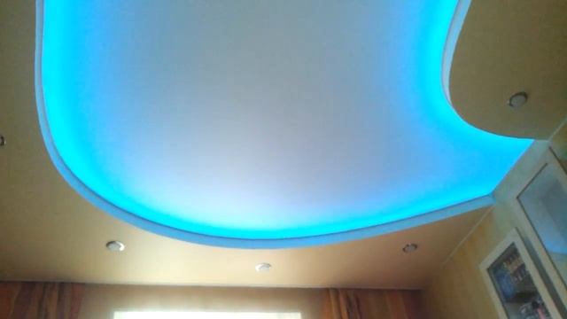 Очень красивый двухуровневый натяжной потолок с подсветкой servicenppk.ru смотреть онлайн