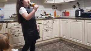 Песня Падают тихонько лёгкие снежинки  EVA BELLA V|Ева приехала к крестной на Рождество!