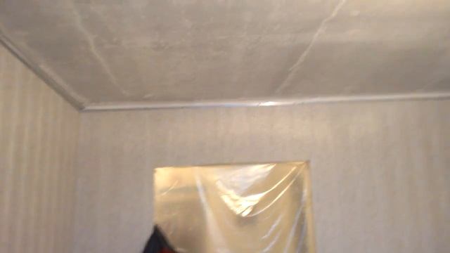 Этапы ремонта квартиры: оклейка обои, монтаж плитки, укладка ламината смотреть онлайн