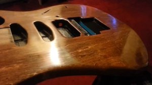 Ibanez RG560 BUILD - Stain and clear coat