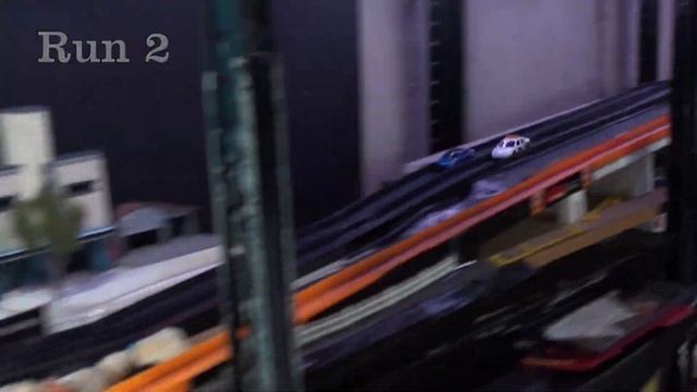 Hot Wheels Kia Stinger GT vs. Matchbox 2000 Chevy Impala - Race 5 - 2020 NSH Road Race смотреть онлайн