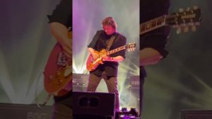 Steve Hackett 14.03.2022 Kulturpalast-Dresden Supper‘s Ready Gitarrensolo