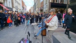 Her PERFORMANCE Stops TRAFFIC Turner Proud Mary - Allie Sherlock Cover