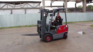 Погрузчик  LemaZowell FE 15-4F