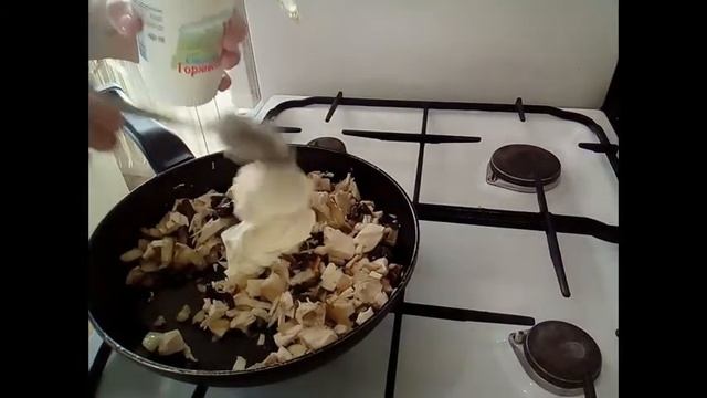 ЖУЛЬЕН С КУРИЦЕЙ И ГРИБАМИ. ВКСНЯТИНА!!!! смотреть онлайн