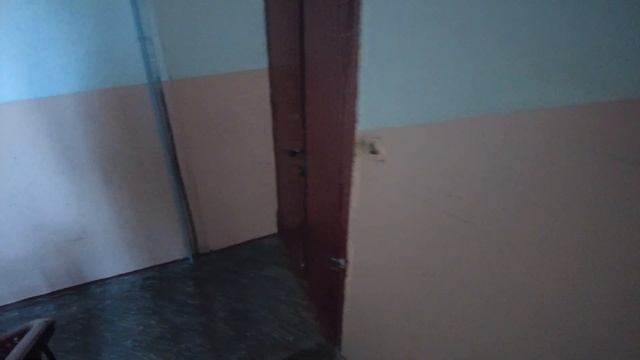 Квартира в Сталинке на Петроградке и повод для торга, требуется  ремонт и плохое состояние парадной