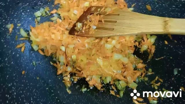 Невероятный гороховый супчик на свиной рульке в афганском казане смотреть онлайн