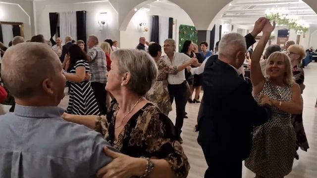 4 listopada 2023 RELACJA NA ŻYWO! Karczmareczko wina nalej, a potem zobaczymy co dalej! смотреть онлайн