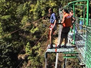 Прыжок с моста на резинке. 160 m. Непал. Bungy Nepal ,  Bhote Kosi,
