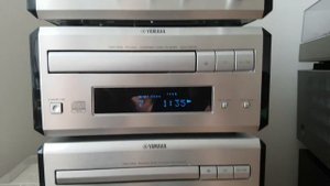 Yamaha RX E400 CDX E400 DVD E810