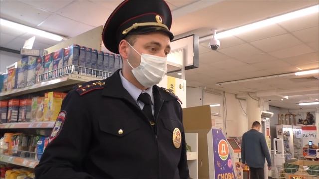 Дикси. Продали просрочку на 2000 рублей. Деньги не вернули. Прикормленный участковый угрожает. смотреть онлайн