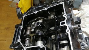 Suzuki 400 сборка двигателя и головки